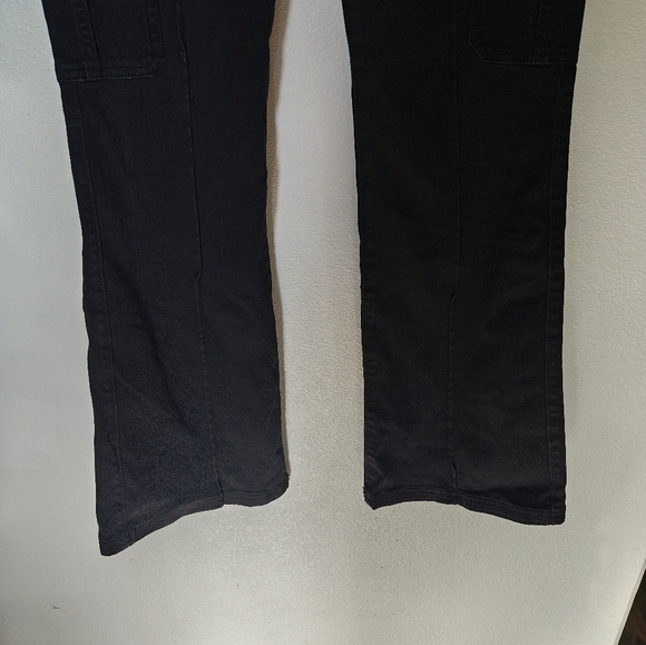 AE Pull-On High Waisted Kick Boot Cargo Pant - Picture 4 of 9